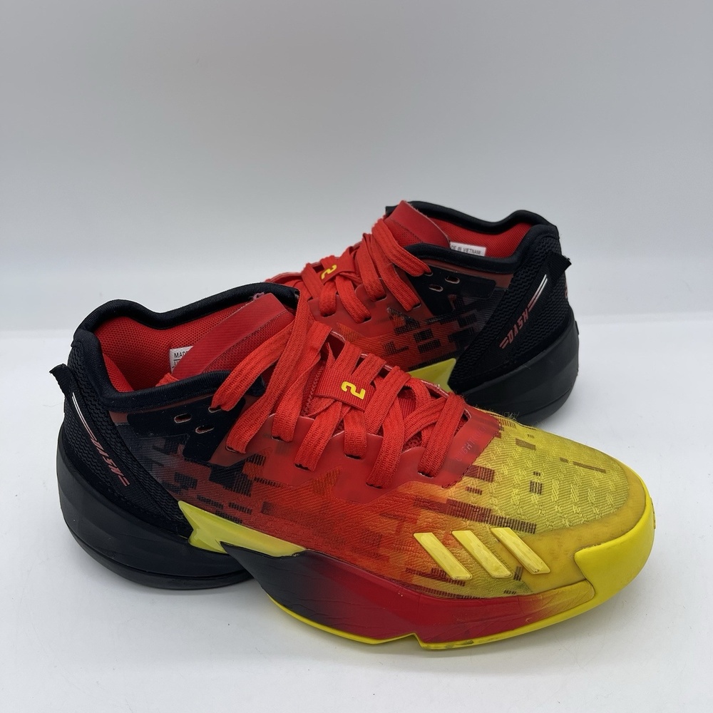 Adidas D.O.N. Issue #4 Youth Size 4.5 Basketball Shoes HR1786 Disney Pixar‎ Dash